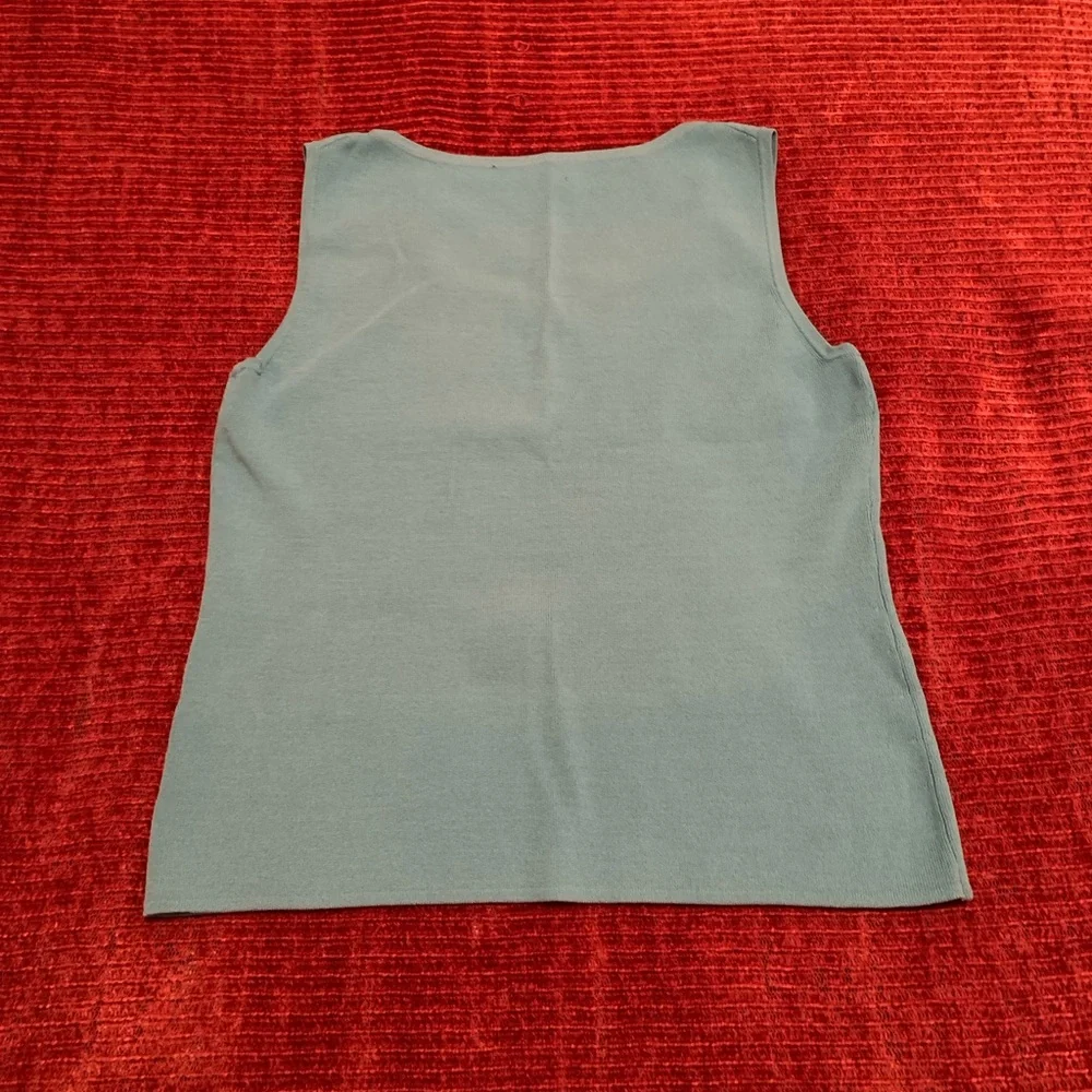 Turquoise Sleeveless Top - Picture 10 of 14